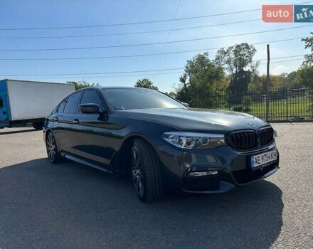 Серый БМВ 5 Серия, объемом двигателя 3 л и пробегом 112 тыс. км за 32500 $, фото 1 на Automoto.ua