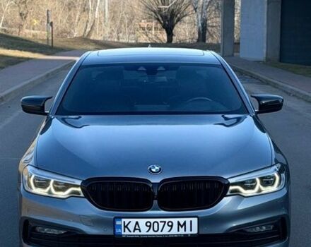 Серый БМВ 5 Серия, объемом двигателя 3 л и пробегом 98 тыс. км за 41900 $, фото 1 на Automoto.ua