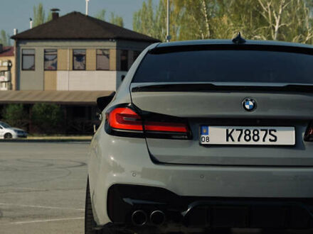 Серый БМВ 5 Серия, объемом двигателя 3 л и пробегом 145 тыс. км за 39000 $, фото 1 на Automoto.ua