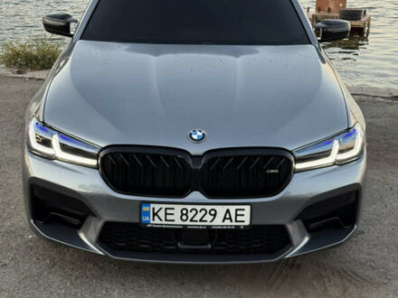 БМВ 5 Серия 2018 в Днепре (Днепропетровске) на Automoto.ua Серый БМВ 5 Серия, объемом двигателя 2 л и пробегом 54 тыс. км за 35999 $, фото 1 на Automoto.ua