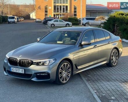 Серый БМВ 5 Серия, объемом двигателя 2 л и пробегом 206 тыс. км за 27900 $, фото 1 на Automoto.ua