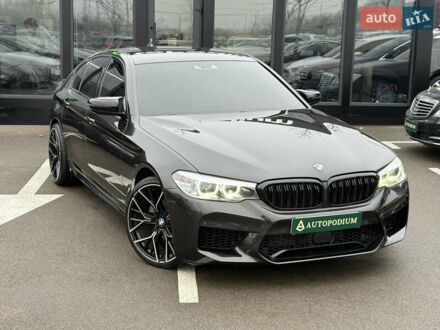 Серый БМВ 5 Серия, объемом двигателя 2 л и пробегом 131 тыс. км за 29999 $, фото 1 на Automoto.ua