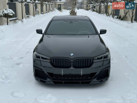 Серый БМВ 5 Серия, объемом двигателя 3 л и пробегом 119 тыс. км за 37900 $, фото 1 на Automoto.ua