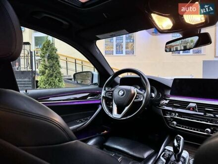 БМВ 5 Серія 2018 у Трускавце на Automoto.ua Сірий БМВ 5 Серія, об'ємом двигуна 2 л та пробігом 73 тис. км за 28700 $, фото 1 на Automoto.ua