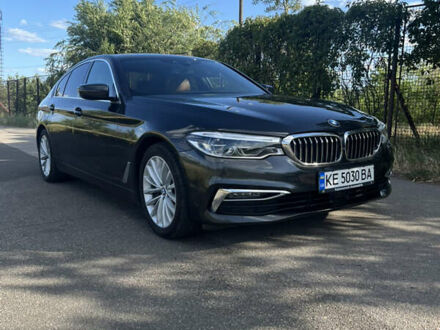 Серый БМВ 5 Серия, объемом двигателя 2 л и пробегом 195 тыс. км за 30000 $, фото 1 на Automoto.ua