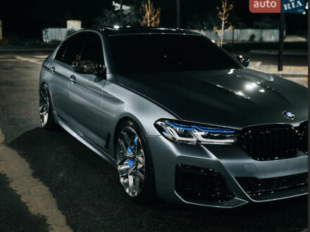 Серый БМВ 5 Серия, объемом двигателя 3 л и пробегом 59 тыс. км за 54999 $, фото 1 на Automoto.ua
