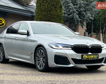 Серый БМВ 5 Серия, объемом двигателя 2 л и пробегом 111 тыс. км за 28300 $, фото 1 на Automoto.ua