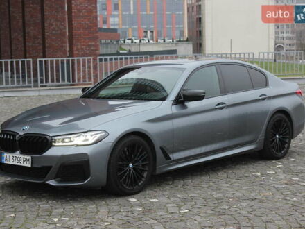 Серый БМВ 5 Серия, объемом двигателя 3 л и пробегом 95 тыс. км за 37999 $, фото 1 на Automoto.ua