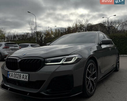 Сірий БМВ 5 Серія, об'ємом двигуна 3 л та пробігом 61 тис. км за 56500 $, фото 1 на Automoto.ua