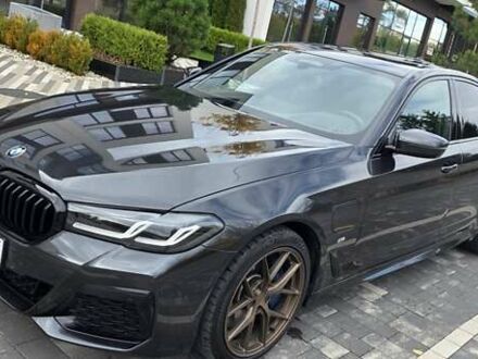 Сірий БМВ 5 Серія, об'ємом двигуна 3 л та пробігом 82 тис. км за 61927 $, фото 1 на Automoto.ua