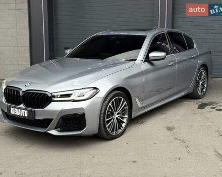 Сірий БМВ 5 Серія, об'ємом двигуна 3 л та пробігом 4 тис. км за 45000 $, фото 1 на Automoto.ua