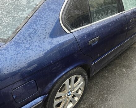 Синий БМВ 5 Серия, объемом двигателя 2 л и пробегом 2 тыс. км за 2000 $, фото 6 на Automoto.ua