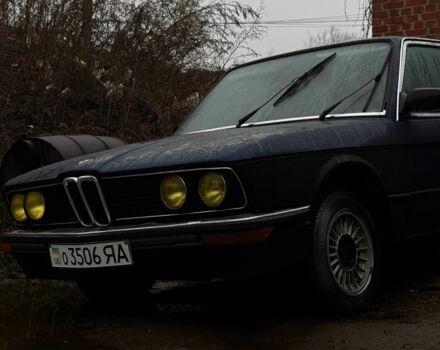 Синий БМВ 5 Серия, объемом двигателя 1.8 л и пробегом 500 тыс. км за 475 $, фото 1 на Automoto.ua