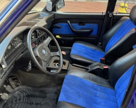 Синій БМВ 5 Серія, об'ємом двигуна 1.8 л та пробігом 10 тис. км за 1200 $, фото 3 на Automoto.ua