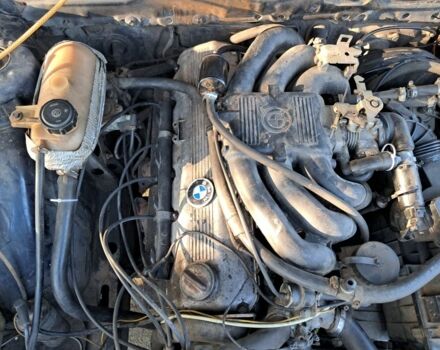 Синий БМВ 5 Серия, объемом двигателя 2 л и пробегом 250 тыс. км за 1000 $, фото 7 на Automoto.ua