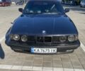 Синий БМВ 5 Серия, объемом двигателя 2 л и пробегом 330 тыс. км за 2600 $, фото 1 на Automoto.ua