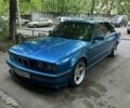 Синий БМВ 5 Серия, объемом двигателя 2 л и пробегом 300 тыс. км за 4007 $, фото 1 на Automoto.ua
