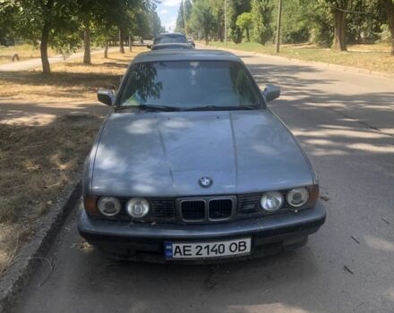 Синій БМВ 5 Серія, об'ємом двигуна 2 л та пробігом 300 тис. км за 1500 $, фото 1 на Automoto.ua
