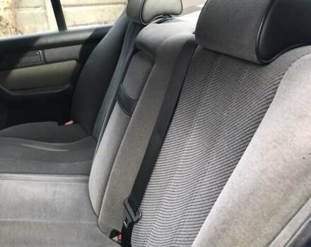 Синій БМВ 5 Серія, об'ємом двигуна 2 л та пробігом 350 тис. км за 3300 $, фото 4 на Automoto.ua