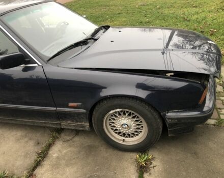 Синий БМВ 5 Серия, объемом двигателя 2 л и пробегом 200 тыс. км за 2200 $, фото 6 на Automoto.ua