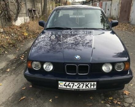 Синій БМВ 5 Серія, об'ємом двигуна 2 л та пробігом 350 тис. км за 3300 $, фото 1 на Automoto.ua