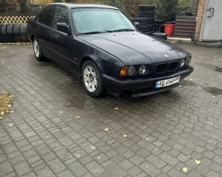 Синій БМВ 5 Серія, об'ємом двигуна 2.5 л та пробігом 400 тис. км за 2200 $, фото 1 на Automoto.ua