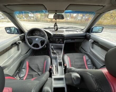 Синий БМВ 5 Серия, объемом двигателя 0 л и пробегом 350 тыс. км за 1850 $, фото 8 на Automoto.ua