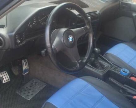 Синий БМВ 5 Серия, объемом двигателя 2.5 л и пробегом 288 тыс. км за 2800 $, фото 4 на Automoto.ua