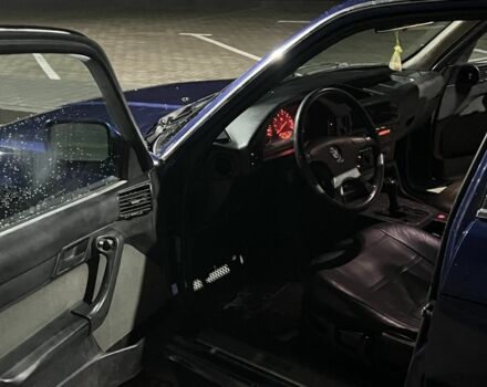 Синій БМВ 5 Серія, об'ємом двигуна 2 л та пробігом 300 тис. км за 2250 $, фото 6 на Automoto.ua