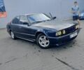 Синий БМВ 5 Серия, объемом двигателя 2.49 л и пробегом 300 тыс. км за 1800 $, фото 1 на Automoto.ua