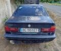 Синий БМВ 5 Серия, объемом двигателя 1.8 л и пробегом 300 тыс. км за 1300 $, фото 1 на Automoto.ua