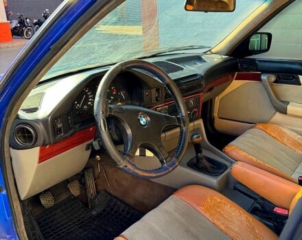 Синий БМВ 5 Серия, объемом двигателя 2.5 л и пробегом 200 тыс. км за 2150 $, фото 5 на Automoto.ua