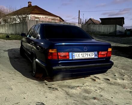 Синий БМВ 5 Серия, объемом двигателя 1.8 л и пробегом 444 тыс. км за 4300 $, фото 5 на Automoto.ua