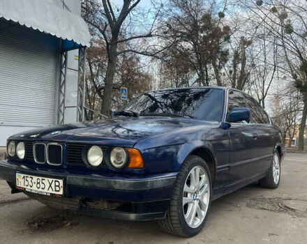 Синий БМВ 5 Серия, объемом двигателя 2 л и пробегом 300 тыс. км за 2500 $, фото 1 на Automoto.ua