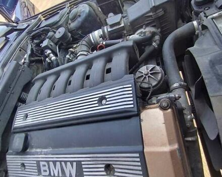 Синий БМВ 5 Серия, объемом двигателя 2.5 л и пробегом 500 тыс. км за 2700 $, фото 1 на Automoto.ua