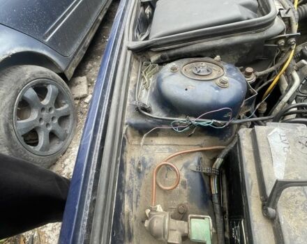 Синій БМВ 5 Серія, об'ємом двигуна 2 л та пробігом 333 тис. км за 1600 $, фото 2 на Automoto.ua