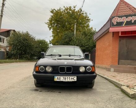 Синій БМВ 5 Серія, об'ємом двигуна 2 л та пробігом 400 тис. км за 2500 $, фото 1 на Automoto.ua