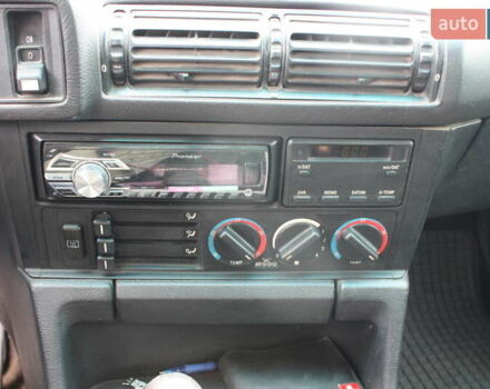 Синий БМВ 5 Серия, объемом двигателя 2 л и пробегом 900 тыс. км за 2300 $, фото 16 на Automoto.ua