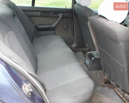 Синий БМВ 5 Серия, объемом двигателя 2 л и пробегом 900 тыс. км за 2300 $, фото 11 на Automoto.ua