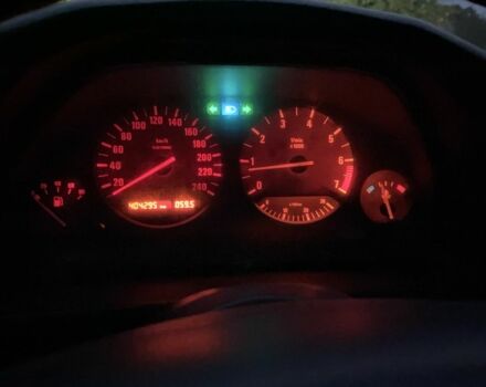 Синій БМВ 5 Серія, об'ємом двигуна 2 л та пробігом 400 тис. км за 2500 $, фото 8 на Automoto.ua