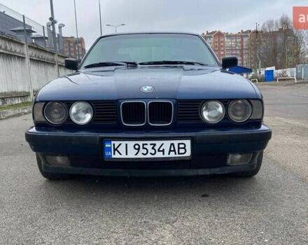 Синий БМВ 5 Серия, объемом двигателя 2 л и пробегом 500 тыс. км за 2700 $, фото 1 на Automoto.ua