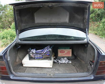 Синий БМВ 5 Серия, объемом двигателя 2 л и пробегом 900 тыс. км за 2300 $, фото 9 на Automoto.ua