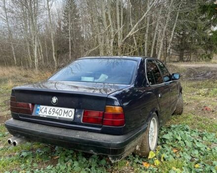 Синій БМВ 5 Серія, об'ємом двигуна 2 л та пробігом 330 тис. км за 2200 $, фото 1 на Automoto.ua