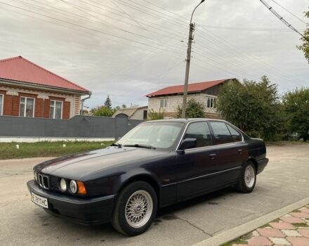 Синій БМВ 5 Серія, об'ємом двигуна 2 л та пробігом 400 тис. км за 2500 $, фото 2 на Automoto.ua