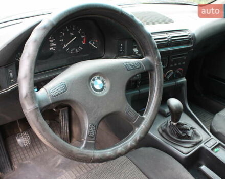 Синий БМВ 5 Серия, объемом двигателя 2 л и пробегом 900 тыс. км за 2300 $, фото 14 на Automoto.ua