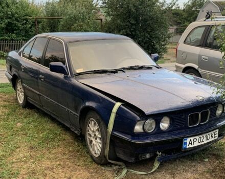 Синій БМВ 5 Серія, об'ємом двигуна 2 л та пробігом 400 тис. км за 1200 $, фото 2 на Automoto.ua