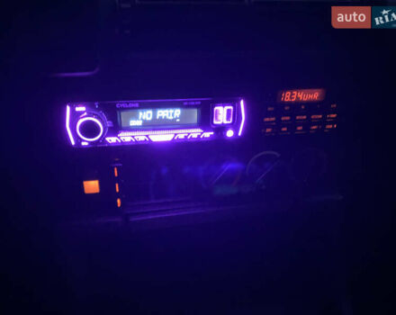 Синій БМВ 5 Серія, об'ємом двигуна 1.99 л та пробігом 400 тис. км за 2500 $, фото 9 на Automoto.ua