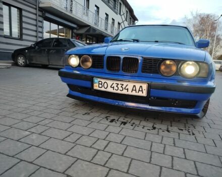 Синий БМВ 5 Серия, объемом двигателя 2 л и пробегом 325 тыс. км за 2500 $, фото 2 на Automoto.ua