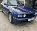 Синий БМВ 5 Серия, объемом двигателя 2 л и пробегом 300 тыс. км за 2600 $, фото 1 на Automoto.ua