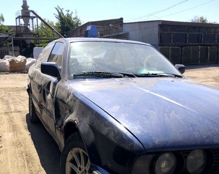 Синій БМВ 5 Серія, об'ємом двигуна 2 л та пробігом 360 тис. км за 2700 $, фото 8 на Automoto.ua